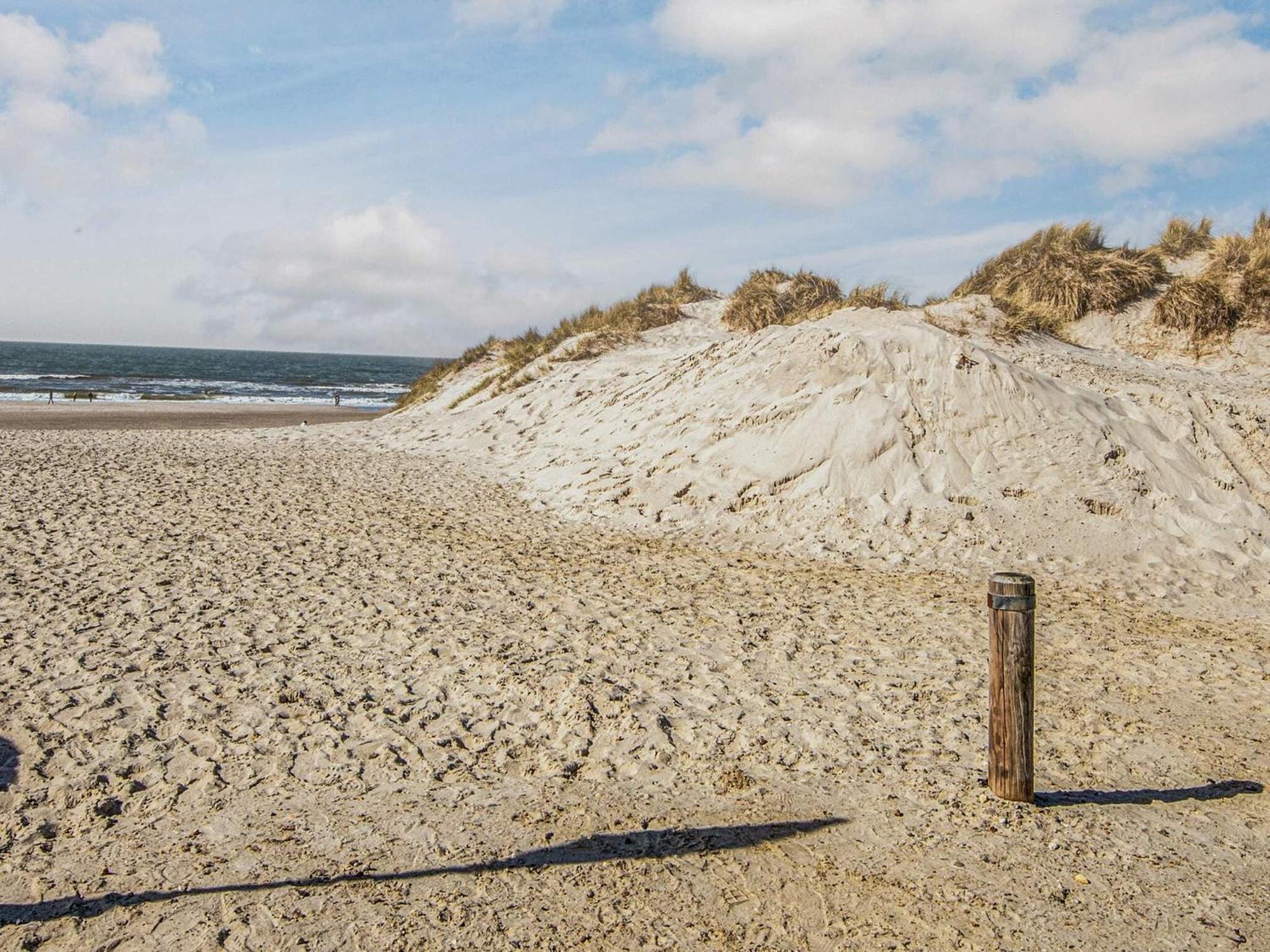 5 Person Holiday Home In Henne Henne Strand Exterior photo